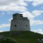 Accompanied by British officers, learn all about the living conditions of the soldiers billeted in one of the Martello Towers. Through a highly interactive historical activity, students participate in a military life of 1812 by joining in competitions and games.
